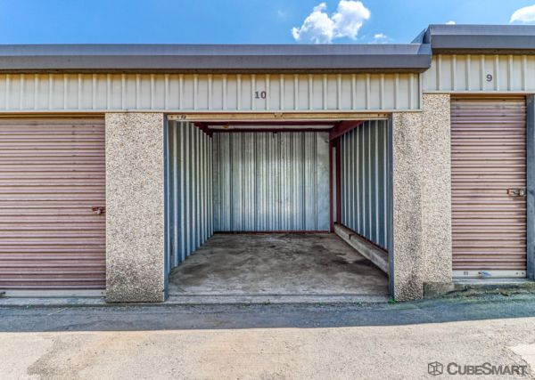 Dominion Self Storage - 10609 Dumfries Rd