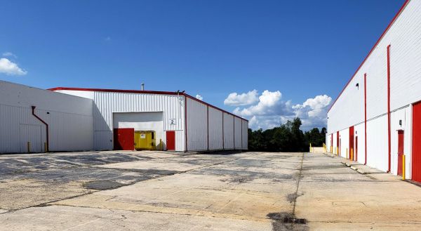 Storage Rentals of America - Columbia - 2830 Main St