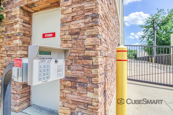 CubeSmart Self Storage - Fort Worth - 2721 Westside Drive - 2721 Westside Drive