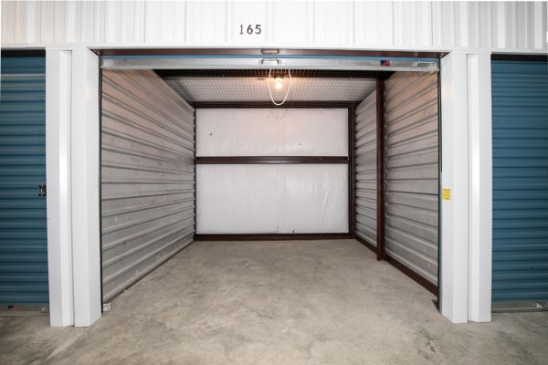 Horn Lake Self Storage - 5880 Tulane Road