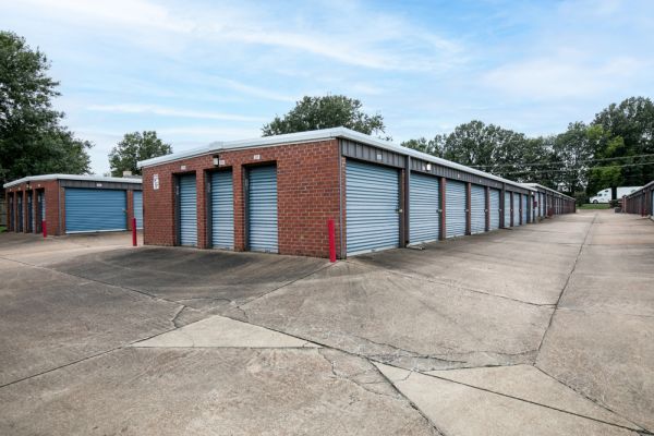 Horn Lake Self Storage - 5880 Tulane Road