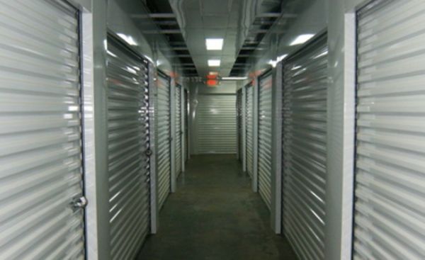 Storage Station - 2987 Stateline Road West