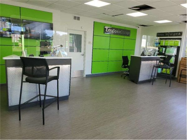 Extra Space Storage - 0840 - Woodbridge - Telegraph Rd - 14050 Telegraph Road
