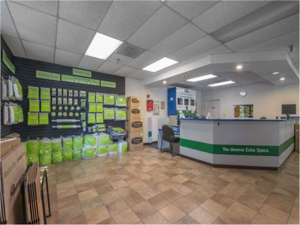 Extra Space Storage - 0155 - Arlington - N 10th St - 3000 10th Street North