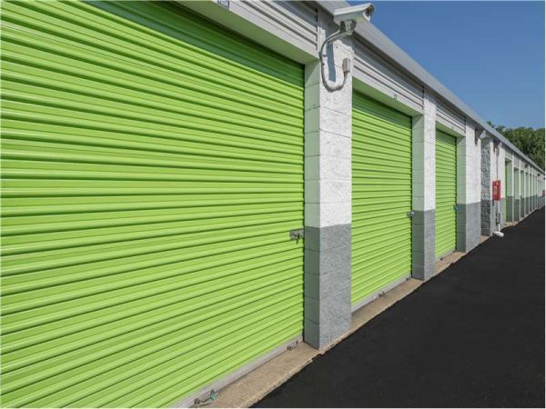 Extra Space Storage - 0327 - Fredericksburg - Plank Road - 2403 Plank Road