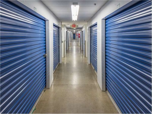Extra Space Storage - 0717 - Dumfries - Richmond Hwy - 16780 Jefferson Davis Highway
