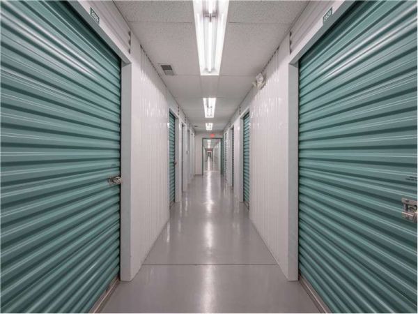 Extra Space Storage - 0723 - Herndon - Spring St - 250 Spring Street