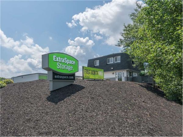 Extra Space Storage - 1046 - Kennedy Township - Kisow Dr - 110 Kisow Drive