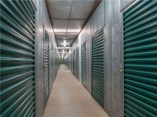 Extra Space Storage - 1046 - Kennedy Township - Kisow Dr - 110 Kisow Drive
