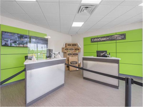 Extra Space Storage - 1055 - Nanuet - Route 59 West - 361 West Route 59