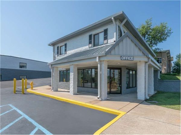 Extra Space Storage - 0656 - St. Louis - Old Tesson Rd - 12334 Old Tesson Road