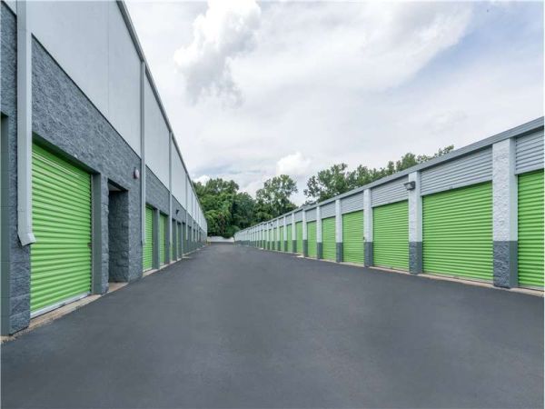 Extra Space Storage - 0664 - Florissant - W Florissant Ave - 11845 West Florissant Avenue