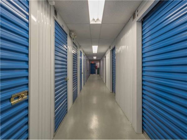 Extra Space Storage - 0664 - Florissant - W Florissant Ave - 11845 West Florissant Avenue