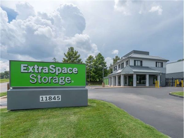 Extra Space Storage - 0664 - Florissant - W Florissant Ave - 11845 West Florissant Avenue