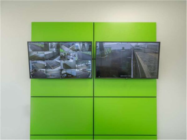 Extra Space Storage - 8130 - Chicago - 60th Street - 7131 West 60th Street