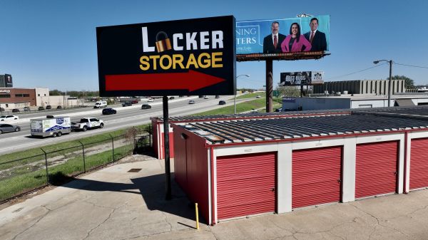 Locker Storage Midtown - 7711 East 38th Street