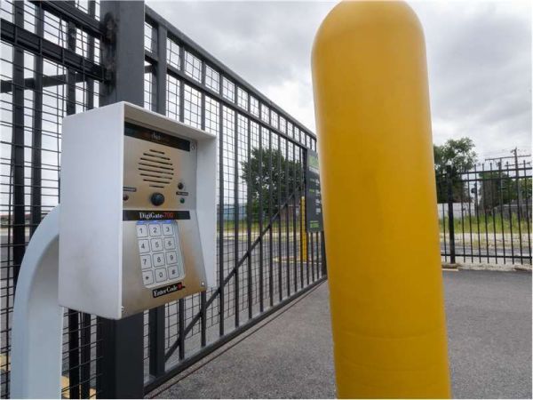 Extra Space Storage - 1712 - Cicero - Roosevelt Rd - 5525 West Roosevelt Road