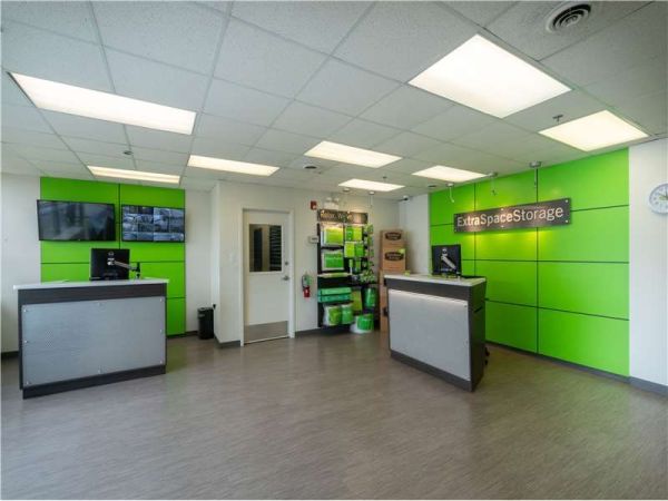 Extra Space Storage - 1712 - Cicero - Roosevelt Rd - 5525 West Roosevelt Road