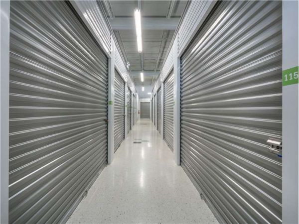 Extra Space Storage - 1809 - Harwood Heights - Gunnison Street - 7125 West Gunnison Street
