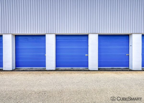 Lock Tyte Self Storage - 1413 Beaver Valley Rd