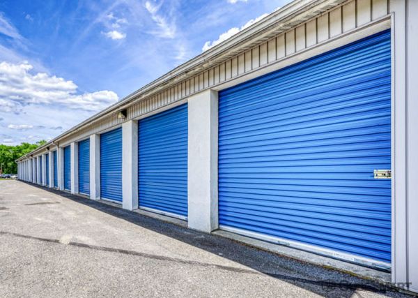 Lock Tyte Self Storage - 1413 Beaver Valley Rd