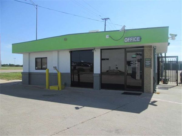 Extra Space Storage - 1301 - Arlington - E Pioneer Pkwy - 1908 East Pioneer Parkway