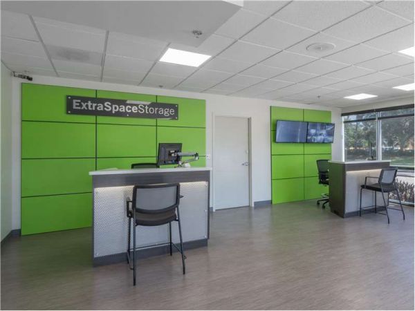 Extra Space Storage - 1337 - Greenacres - Lake Worth Rd - 6035 Lake Worth Road