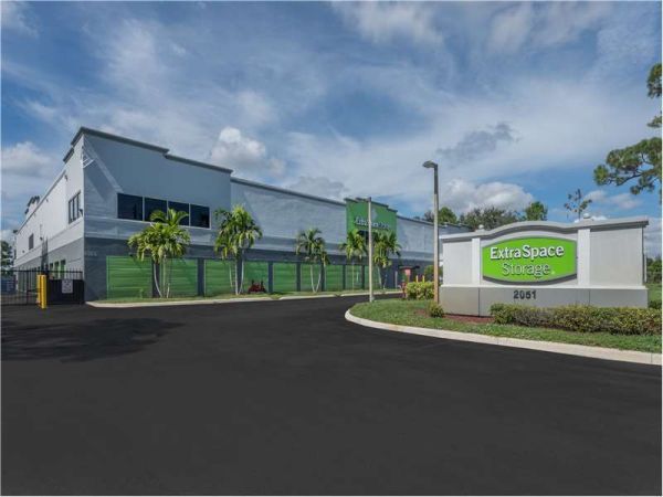 Extra Space Storage - 1186 - West Palm Beach - S Military Trail - 2051 South Military Trail