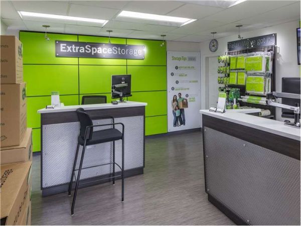 Extra Space Storage - 1779 - Chantilly - Lee Rd - 14518 Lee Road