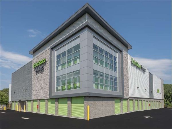 Extra Space Storage - 7001 - Weymouth - Washington St - 1256 Washington Street
