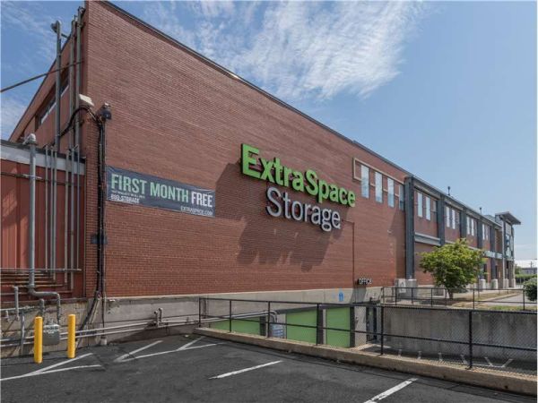 Extra Space Storage - 1208 - East Somerville - Cambridge - McGrath Hwy - 14 Mcgrath Highway