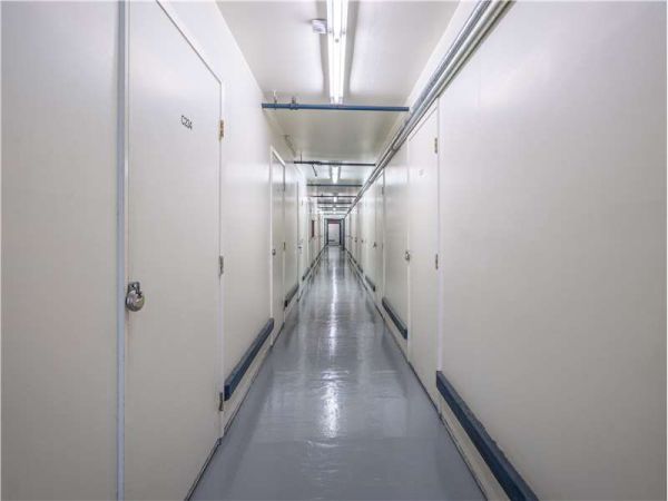 Extra Space Storage - 0143 - Santa Clara - LaurelWood Rd - 1775 Laurelwood Road