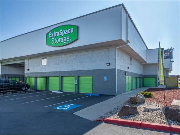 Extra Space Storage - 0143 - Santa Clara - LaurelWood Rd - 1775 Laurelwood Road