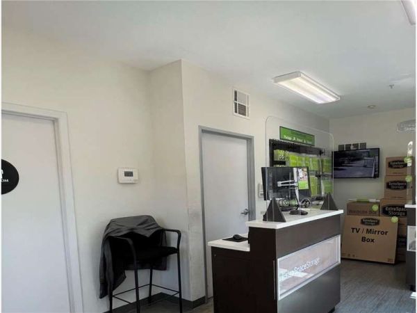 Extra Space Storage - 1538 - Sunnyvale - 106 Lawrence Station Rd - 106 Lawrence Station Road