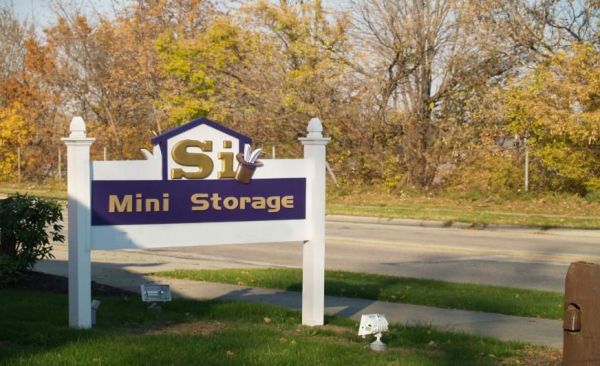 SI Mini Storage - 436 15th St NW
