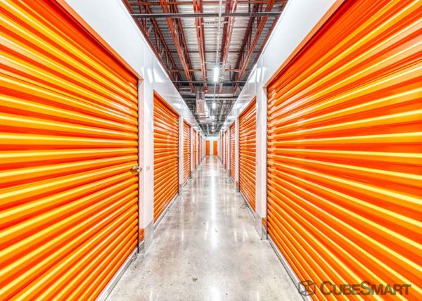 Urban Self Storage - 3050 Northwest 84th Avenue