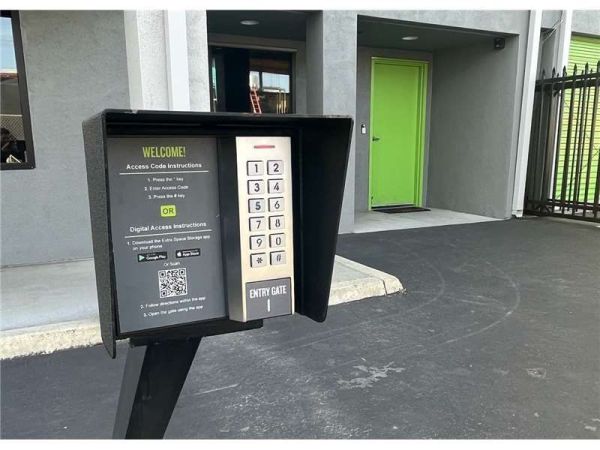 Extra Space Storage - 0725 - San Jose - Oakland Rd - 1265 Oakland Road