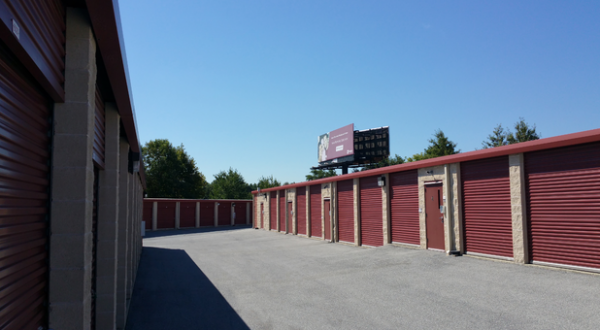 Storage Rentals of America - New Castle - 950 Red Lion Road - 950 Red Lion Road