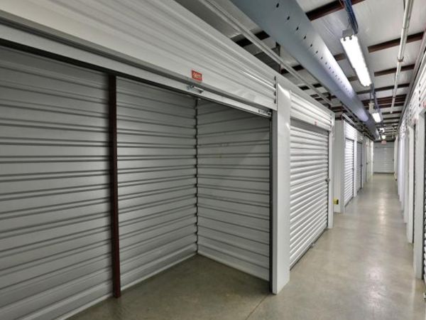 Storage Rentals of America - Newark - 101 Executive Drive - 101 Executive Drive