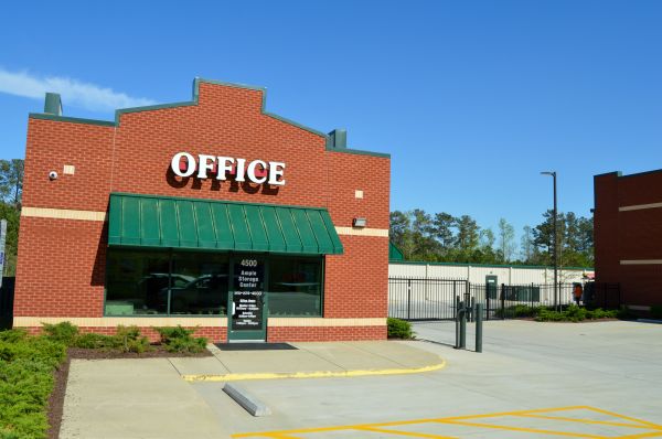 Ample Storage - Atlantic Avenue - 4500 Atlantic Avenue