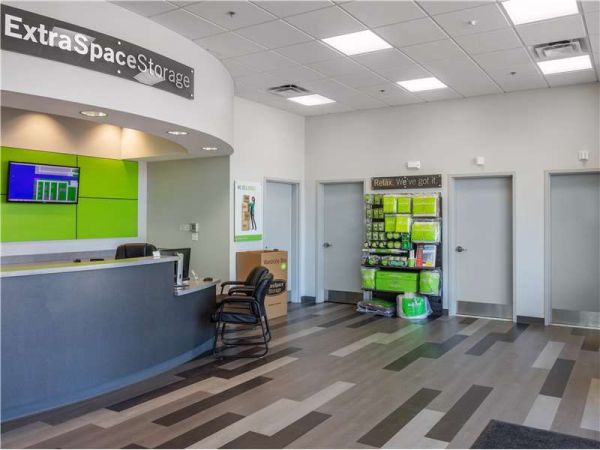 Extra Space Storage - 8707 - Norwood - Boston-Providence Highway - 1450 Boston Providence Highway