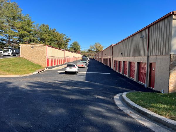 Security Public Storage - 1 Metropolitan Grove Rd