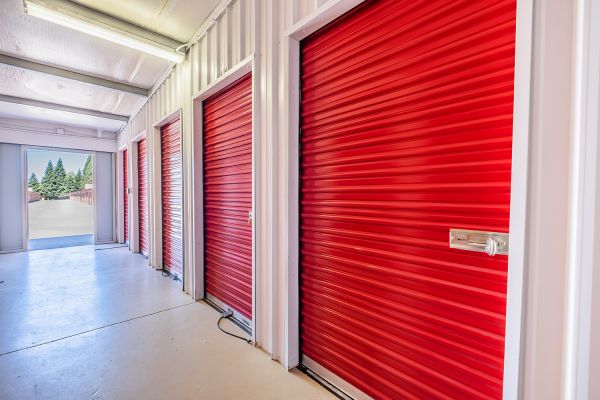 Security Public Storage - 851 Galleria Blvd