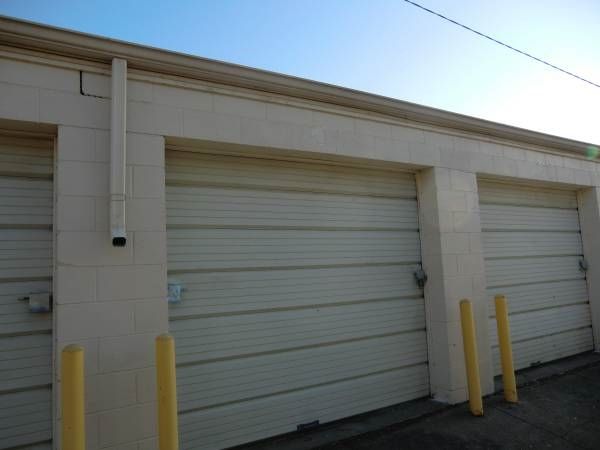 Irvington Warehouse - 6530 North 91St Plaza