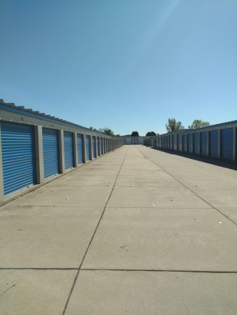 Red Dot Storage - Westminster Drive - 5719 Westminster Drive