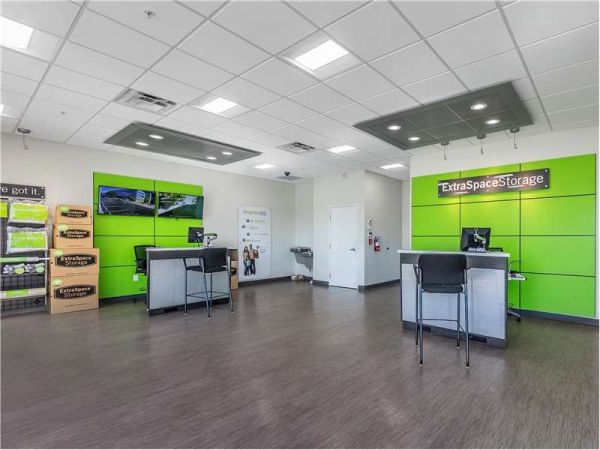Extra Space Storage - 0476 - Dallas - N Central Expressway - 4114 North Central Expressway