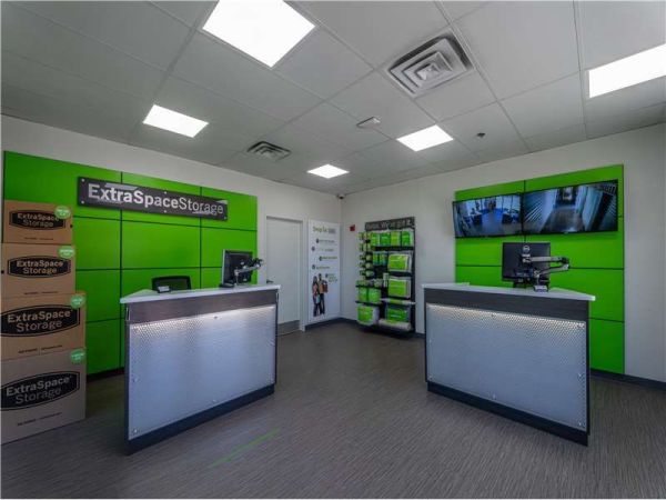Extra Space Storage - 1616 - Irving - Story Rd - 2301 Story Road West