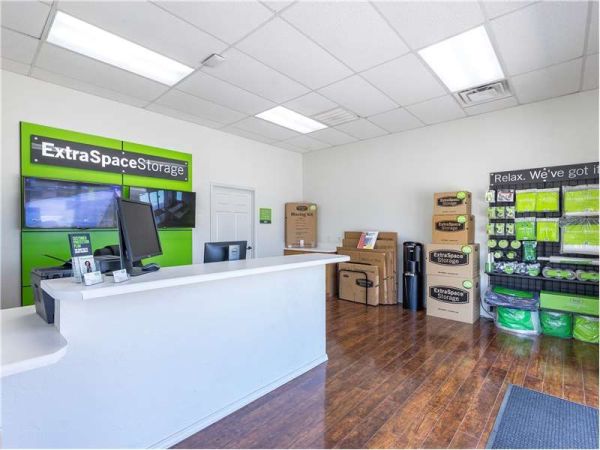Extra Space Storage - 8714 - Oklahoma City - MacArthur Blvd - 9111 North Macarthur Boulevard