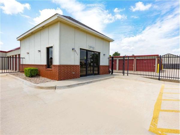 Extra Space Storage - 8714 - Oklahoma City - MacArthur Blvd - 9111 North Macarthur Boulevard