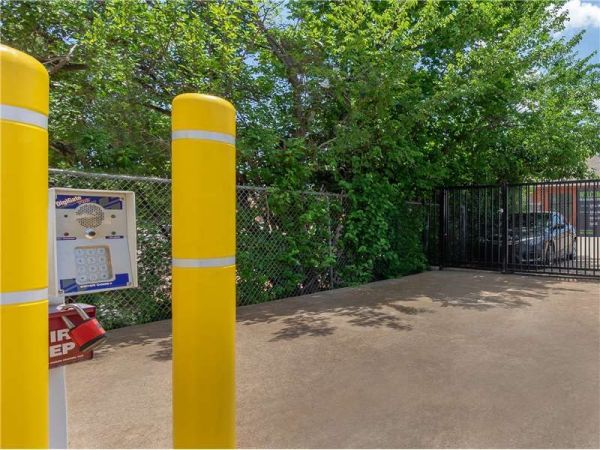Extra Space Storage - 8716 - Oklahoma City - 62nd Street - 2828 Northwest 62nd Street